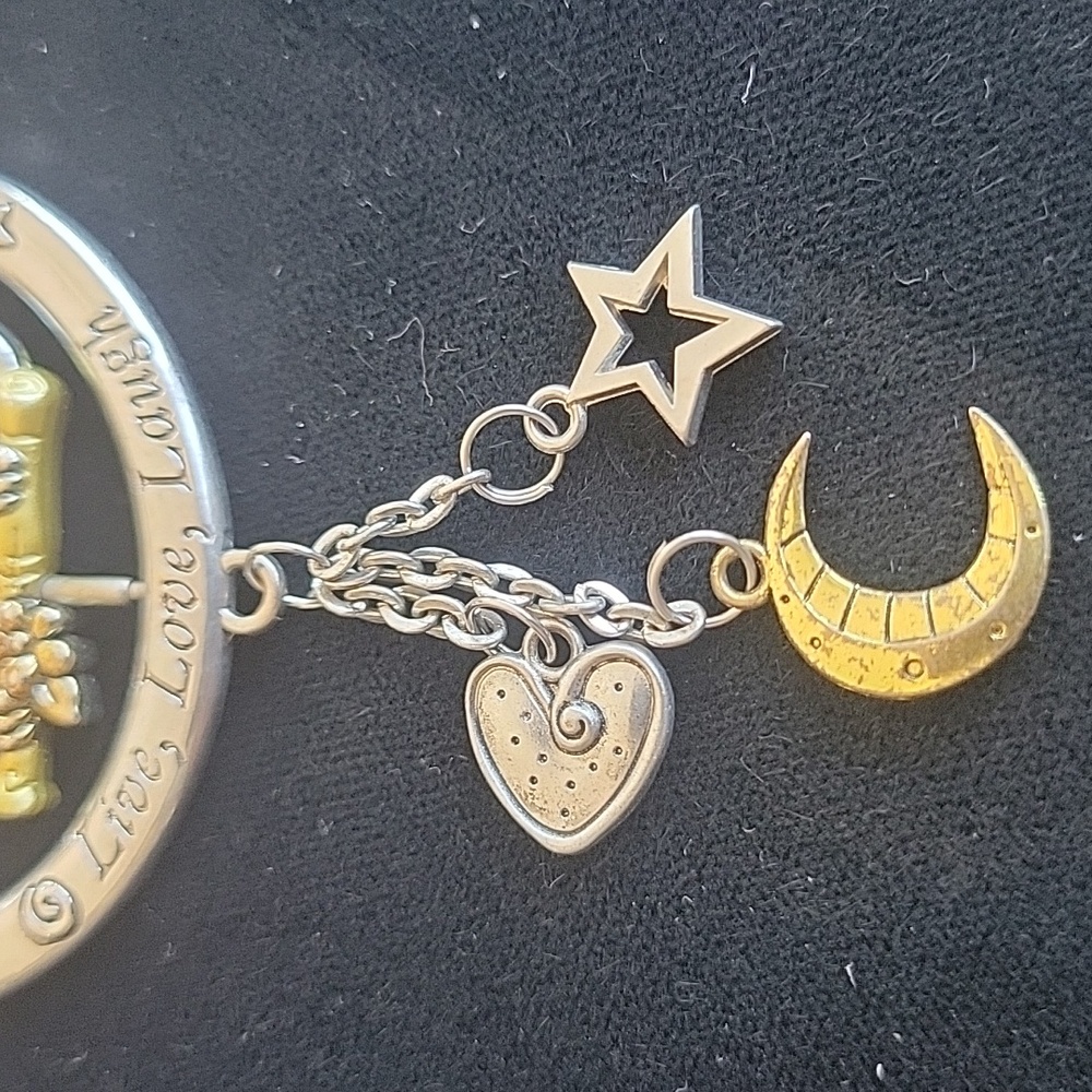 Car or window charm! - Picture 4 of 4